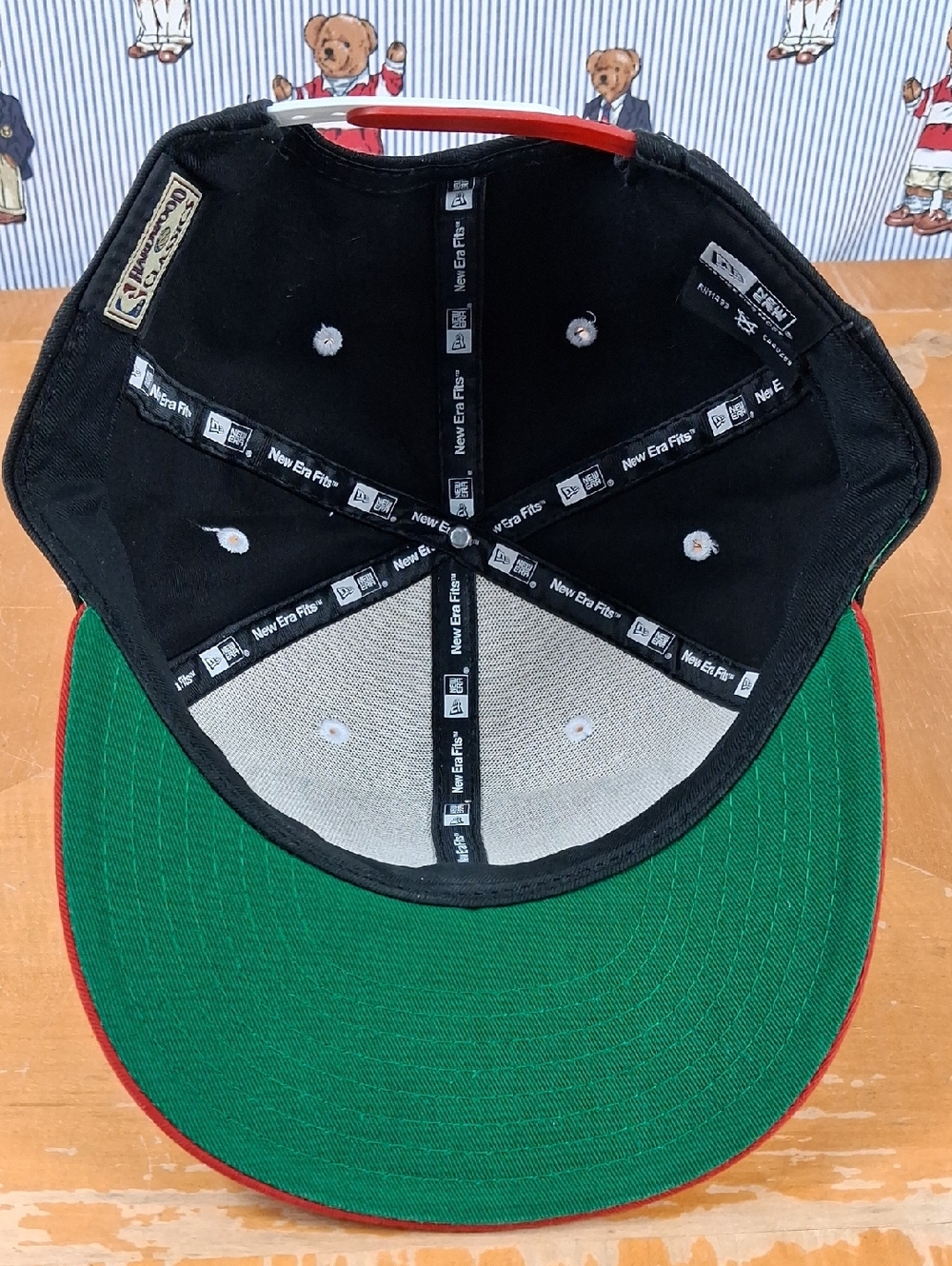 Miami Heat New Era HWC Stitch Spell Out Logo Basketball Black & Red Snapback Hat - Picture 9 of 11